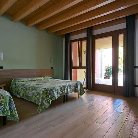 Agriturismo Ai Tre Fienili Понті-суль-Мінчіо Екстер'єр фото